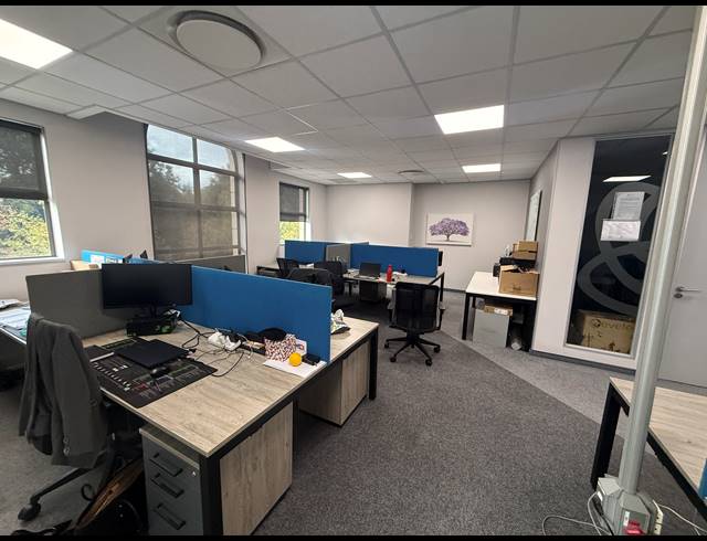 285M² OFFICE TO LET IN MELROSE ESTATE